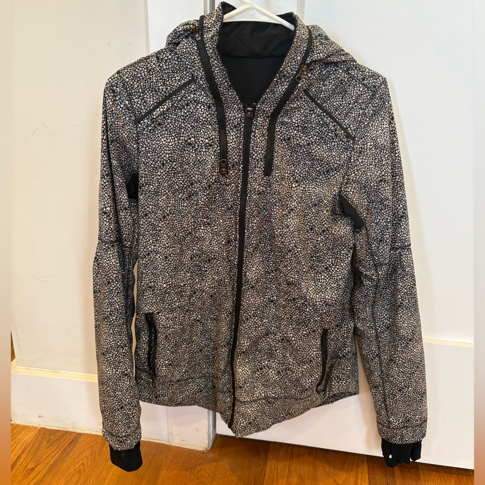 Lululemon running jacket